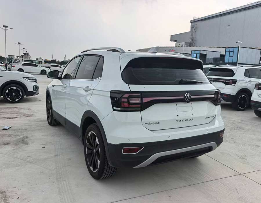 Volkswagen Tacqua 200TSI DSG Joy-Intelligent Edition 2021 + 74839 km