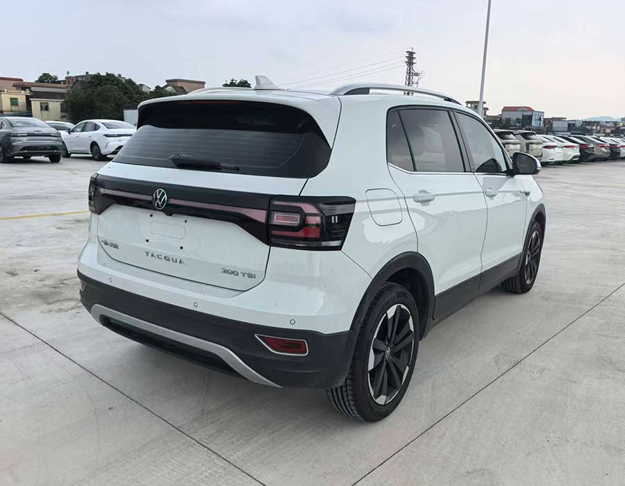 Volkswagen Tacqua 200TSI DSG Joy-Intelligent Edition 2021 + 74839 km