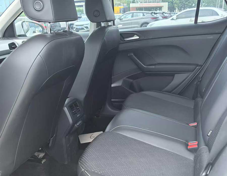 Volkswagen Tacqua 200TSI DSG Joy-Intelligent Edition 2023 + 95280 km