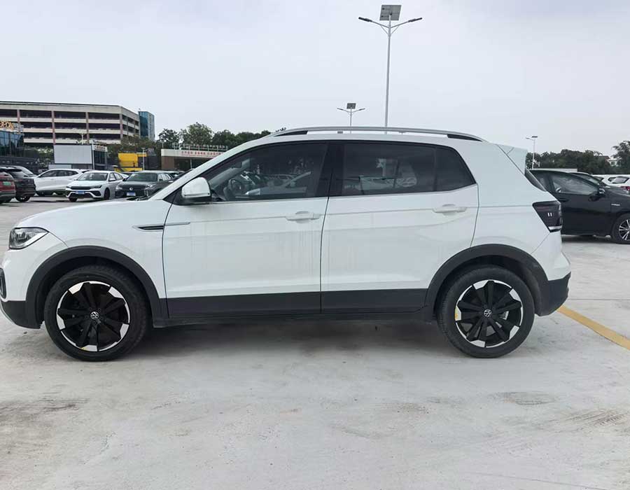 Volkswagen Tacqua 200TSI DSG Joy-Intelligent Edition 2023 + 95280 km