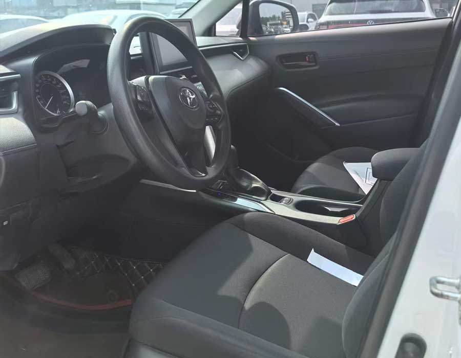 Toyota Corolla Cross, année modèle 2023, 2,0 L, édition Pioneer, 33192 km