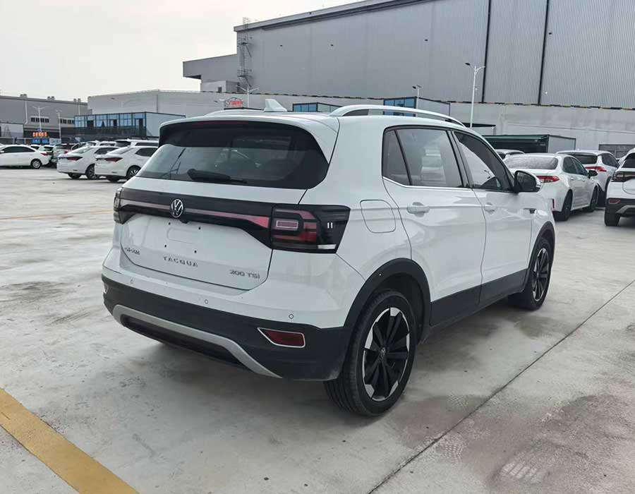 Volkswagen Tacqua 200TSI DSG Joy-Intelligent Edition 2023 + 95280 km
