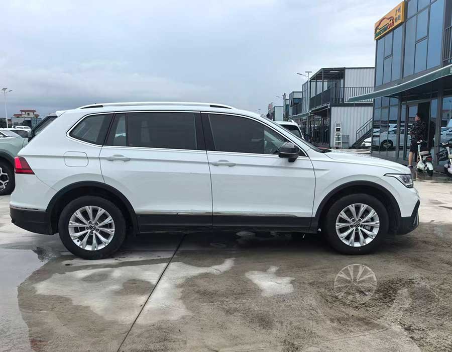 Volkswagen Tiguan L 300TSI Automatique, Édition Dragon à 2 roues motrices, 2024 + 94 921 km