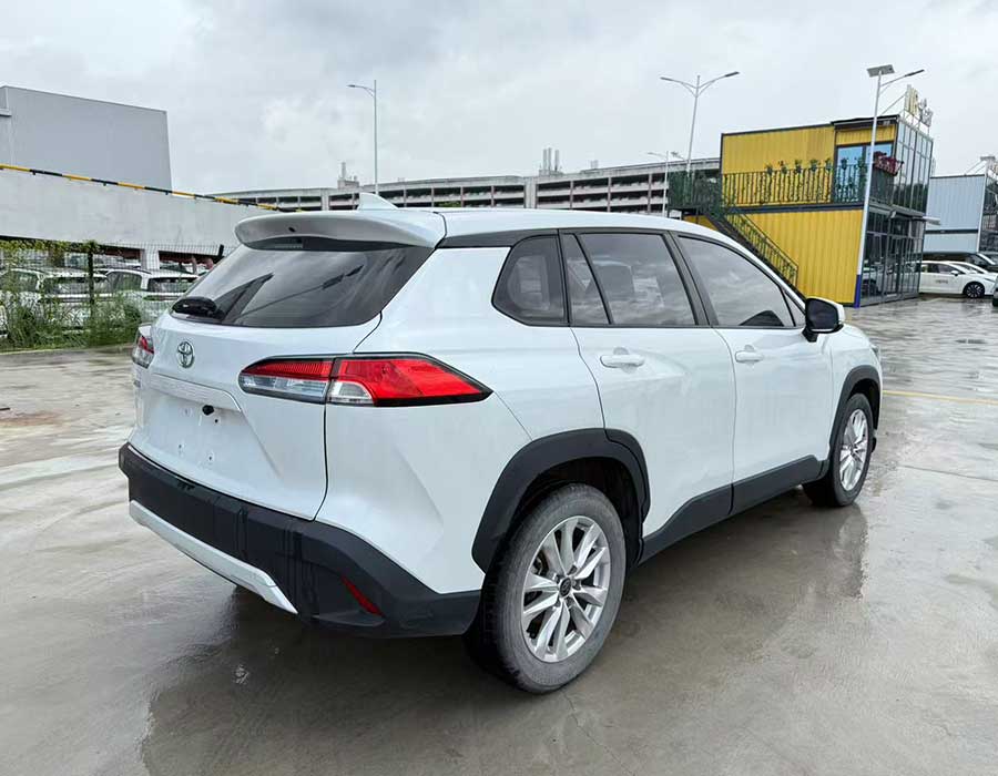 Toyota Corolla Cross, année modèle 2023, 2,0 L, édition Pioneer, + 30000km