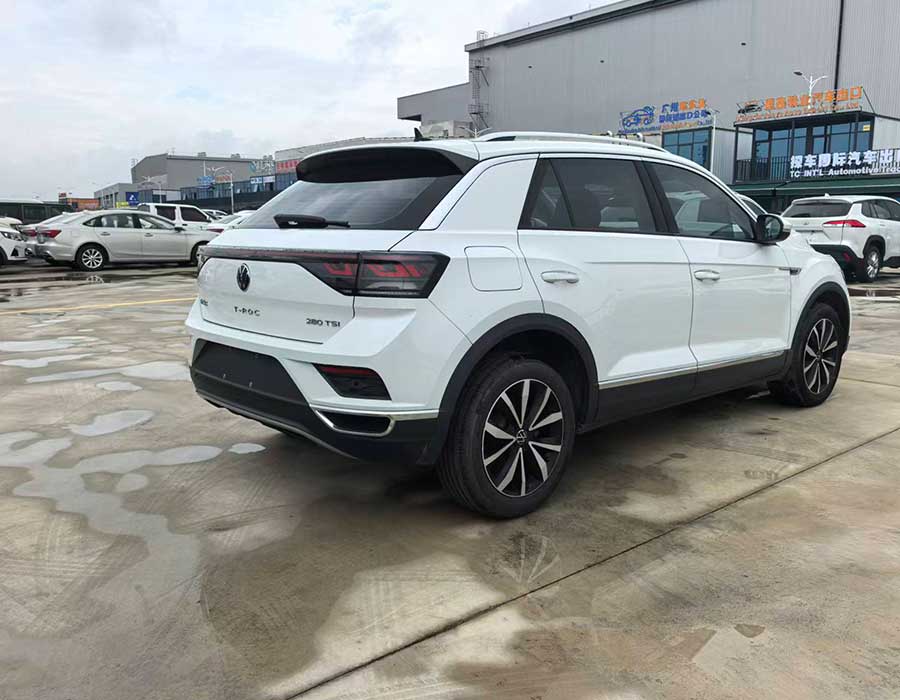 Volkswagen T-Roc 280TSI DSG 2 roues motrices Time Edition 2023 +63011 km blanc