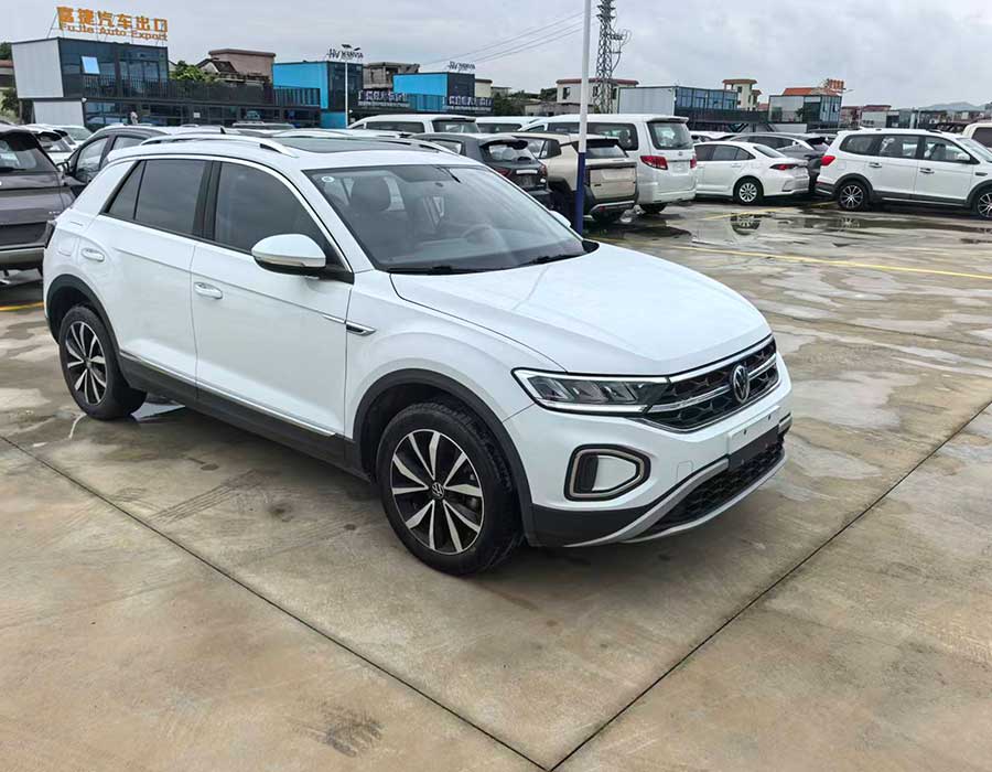 Volkswagen T-Roc 280TSI DSG 2 roues motrices Time Edition 2023 +63011 km blanc