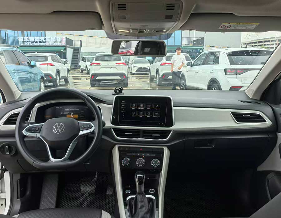 Volkswagen T-Roc 280TSI DSG 2 roues motrices Time Edition 2023 +58585 km blanc