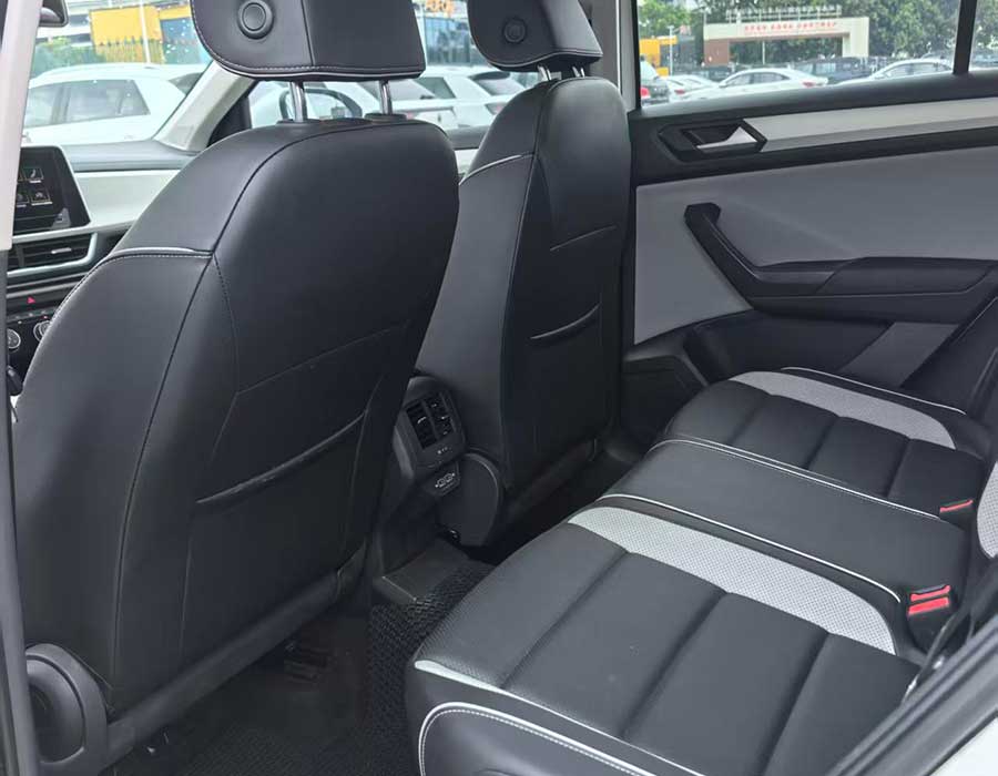 Volkswagen T-Roc 280TSI DSG 2 roues motrices Time Edition 2023 +58585 km blanc
