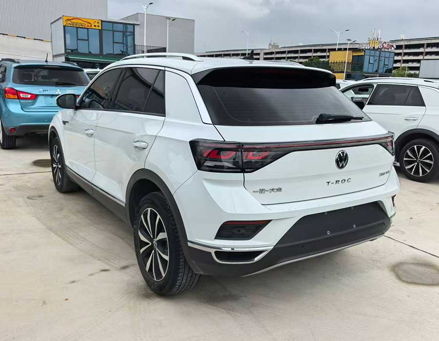 Volkswagen T-Roc 280TSI DSG 2 roues motrices Time Edition 2023 +54556 km blanc