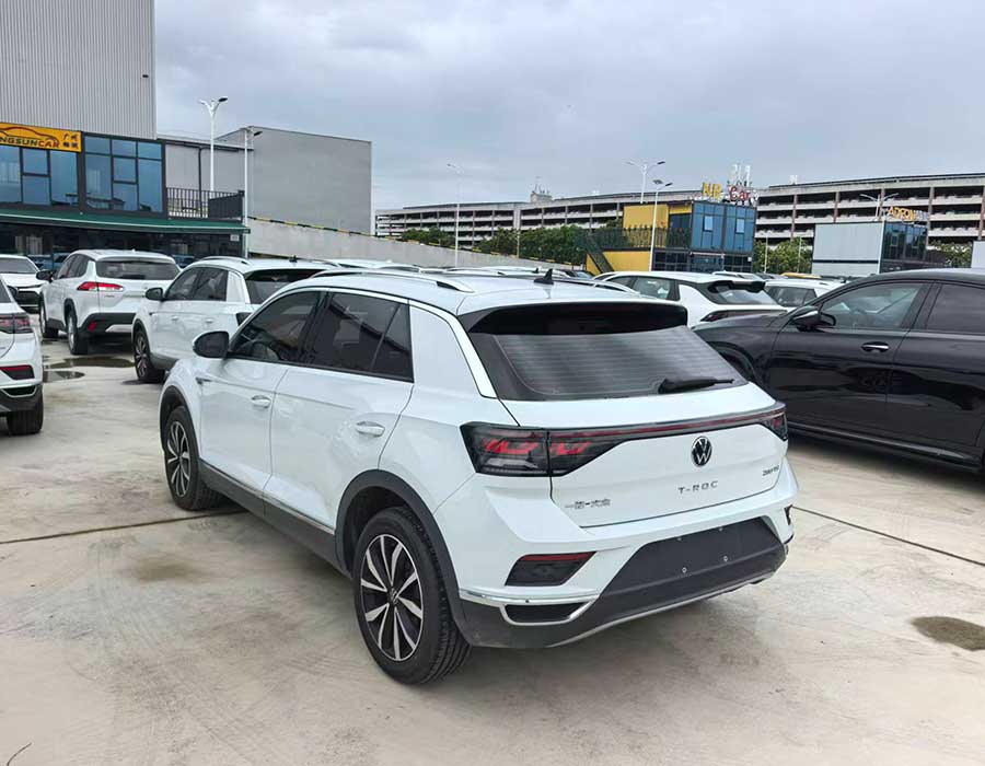 Volkswagen T-Roc 280TSI DSG 2 roues motrices Time Edition 2023 +69592 km blanc