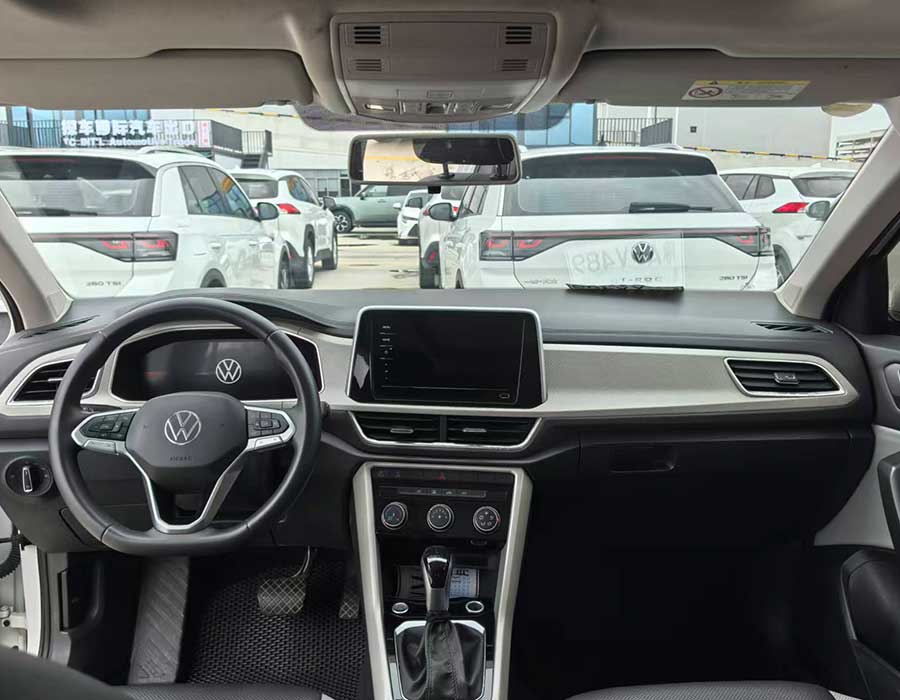 Volkswagen T-Roc 280TSI DSG 2 roues motrices Time Edition 2023 +69592 km blanc
