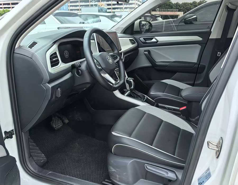 Volkswagen T-Roc 280TSI DSG 2 roues motrices Time Edition 2023 +69592 km blanc