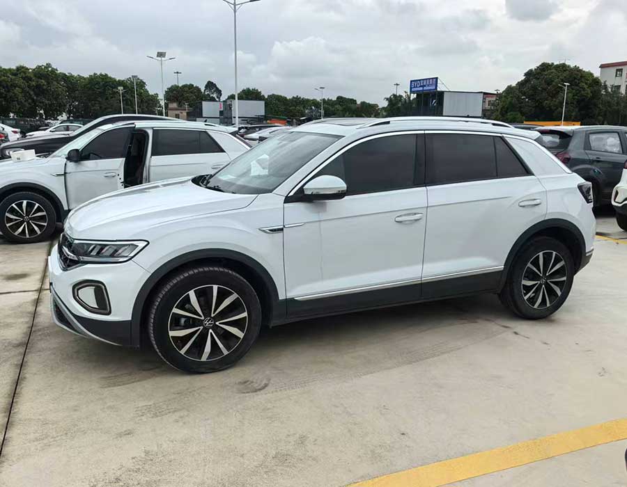 Volkswagen T-Roc 280TSI DSG 2 roues motrices Time Edition 2023 +54556 km blanc