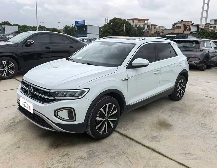 Volkswagen T-Roc 280TSI DSG 2 roues motrices Time Edition 2023 +69592 km blanc