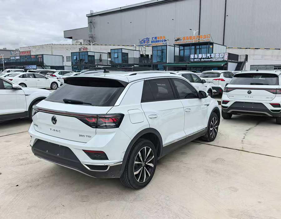 Volkswagen T-Roc 280TSI DSG 2 roues motrices Time Edition 2023 +69592 km blanc