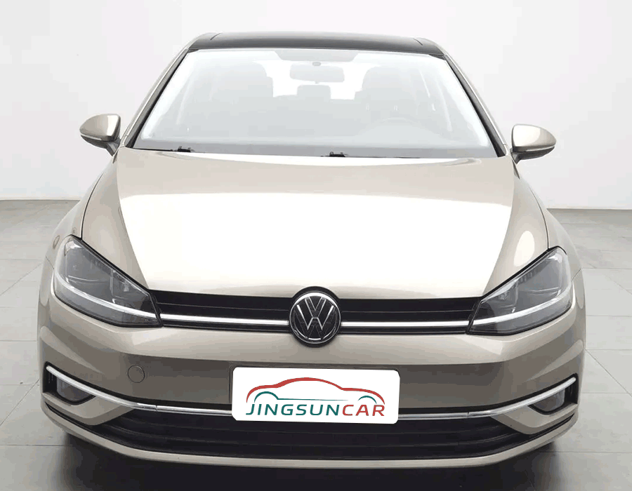 Golf 2018 230TSI Automatic Comfort, doré (63600 km)