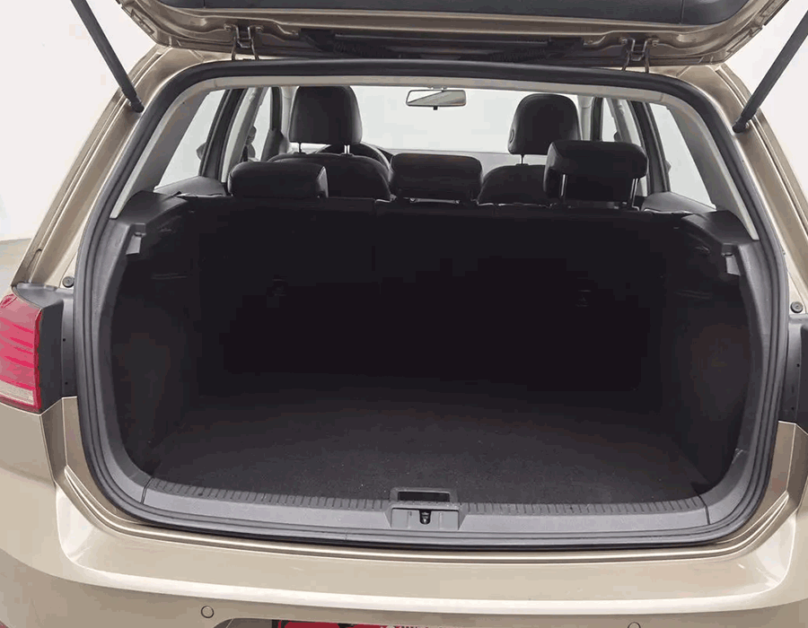 Golf 2018 230TSI Automatic Comfort, doré (63600 km)