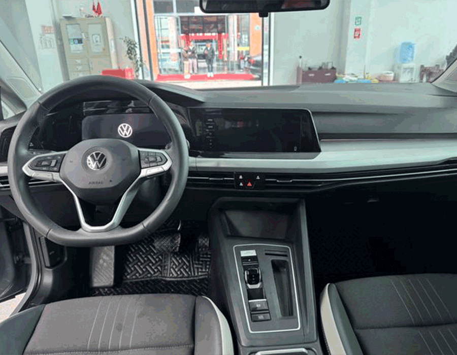 Golf 280TSI DSG Pro 2023 (gris) (29311 km)