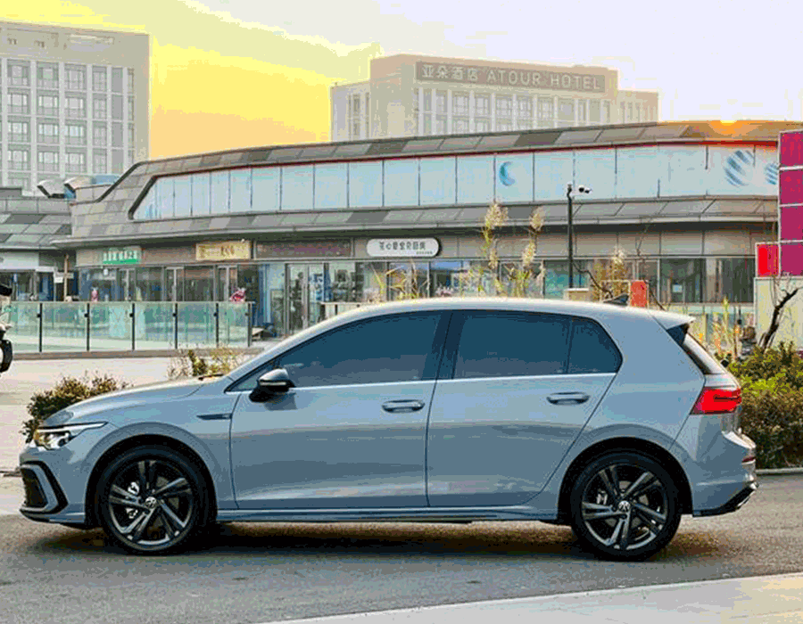 Golf 280TSI DSG R-Line Lite 2023 (gris) (13114 km)