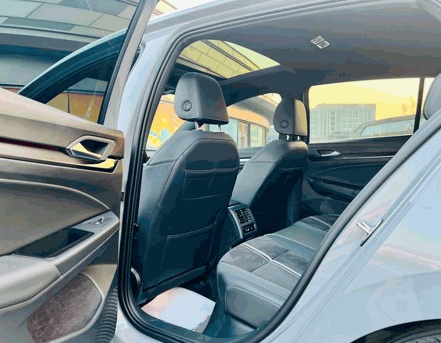 Golf 280TSI DSG R-Line Lite 2023 (gris) (13114 km)