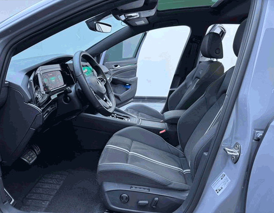 Golf 280TSI DSG R-Line Lite 2023 (ensemble blanc + noir) (53210 km)