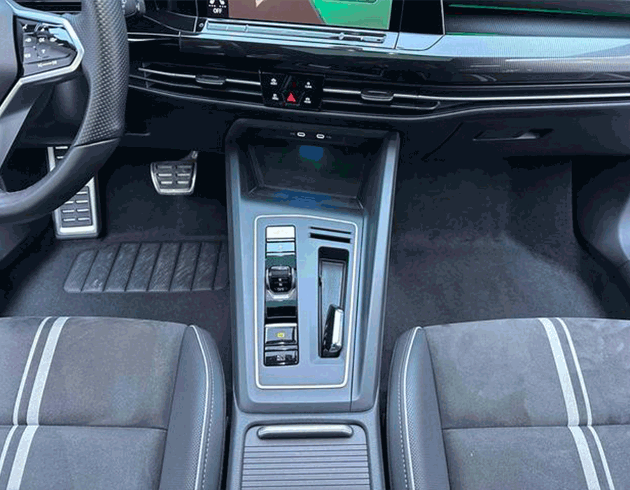 Golf 280TSI DSG R-Line Lite 2023 (ensemble blanc + noir) (53210 km)