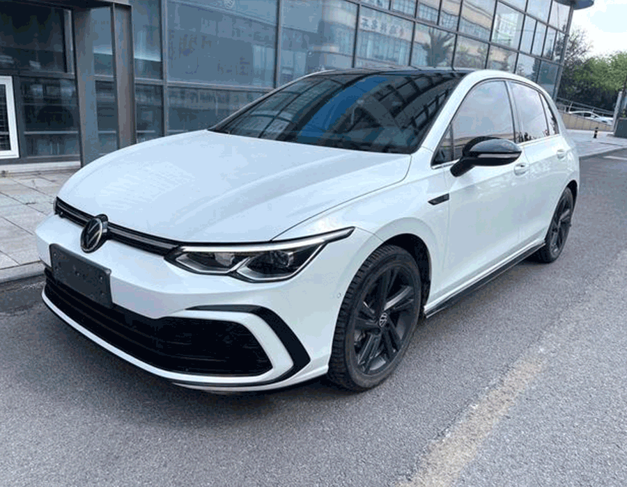 Golf 280TSI DSG R-Line Lite 2023 (blanc avec ensemble réfléchissant noir) (69510 km)