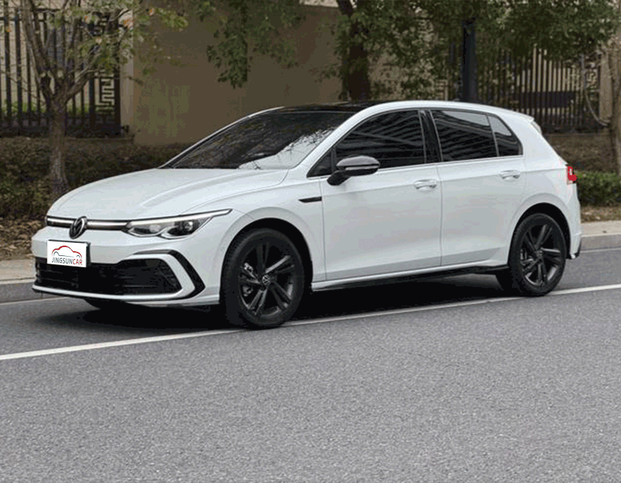 Golf 280TSI DSG R-Line Lite 2023 (blanc avec ensemble réfléchissant noir) (23141 km)