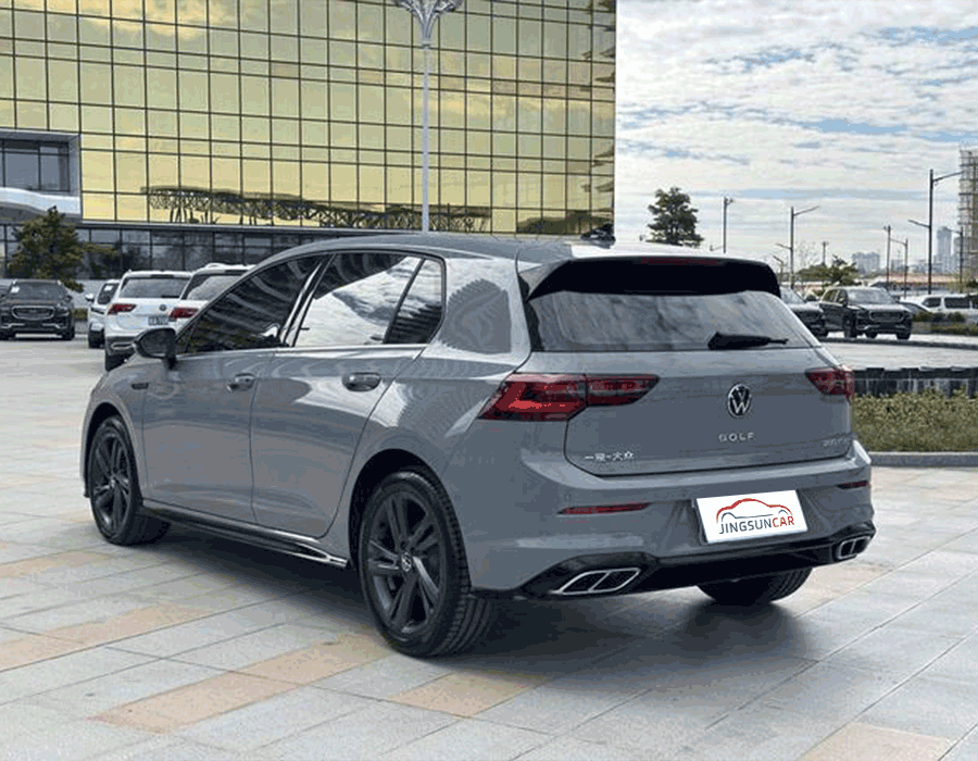 Golf 280TSI DSG R-Line 2023 (gris avec ensemble réfléchissant noir) (11314 km)