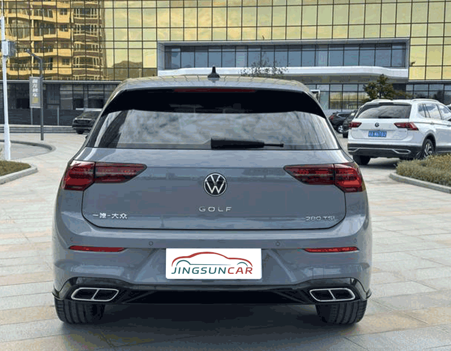 Golf 280TSI DSG R-Line 2023 (gris avec ensemble réfléchissant noir) (11314 km)