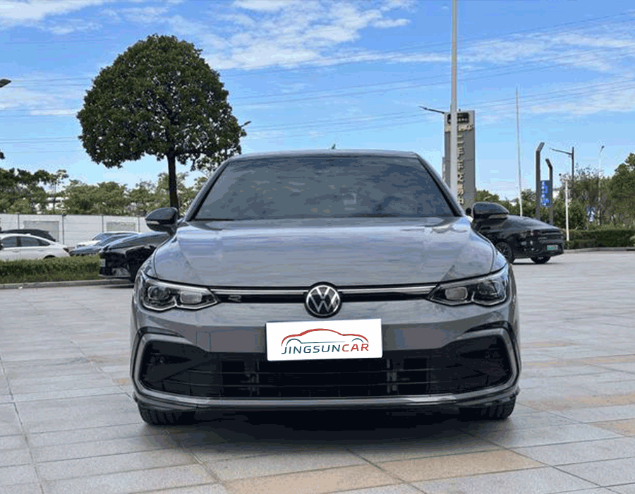 Golf 280TSI DSG R-Line 2023 (gris avec ensemble réfléchissant noir) (11314 km)