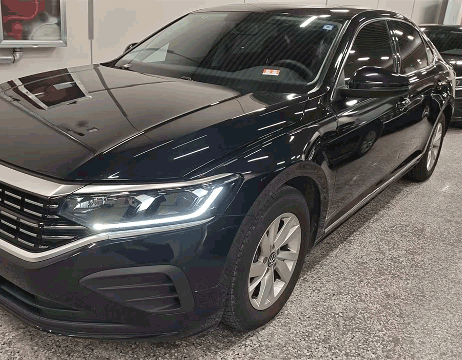 22 Volkswagen Passat 280 Édition Business
