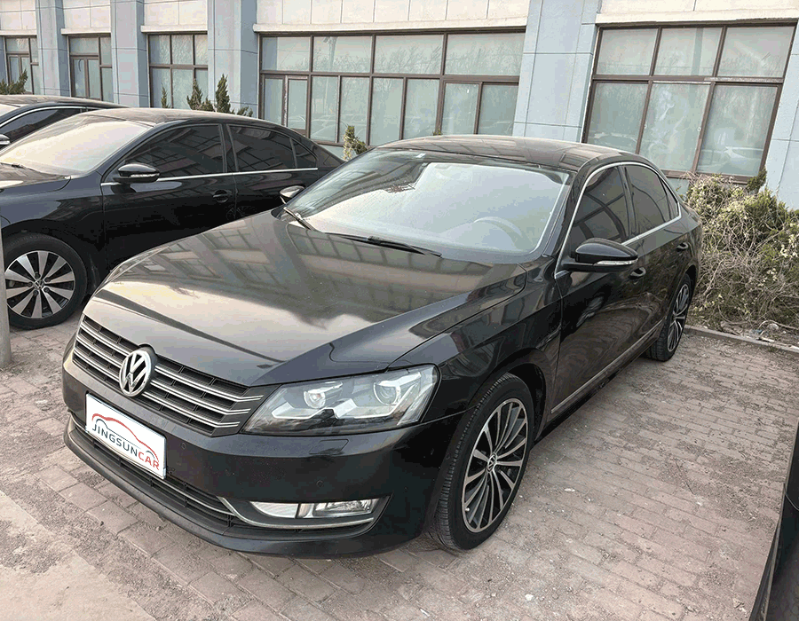 Passat 2.0T Édition Royale 2015 (1986 à 23 km)