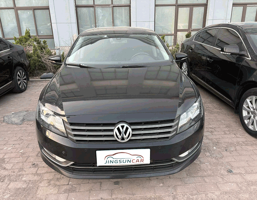 Passat 2.0T Édition Royale 2015 (1986 à 23 km)