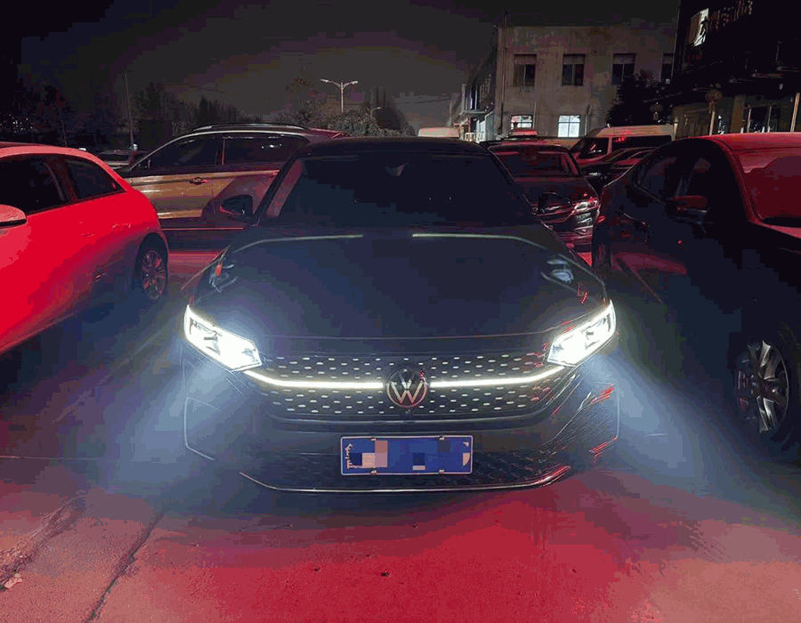 Passat 330 Édition de luxe Starry Sky 2023 (62535 km)