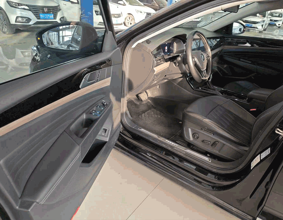 Passat 330TSI DSG Luxury 2021 (148572 km)