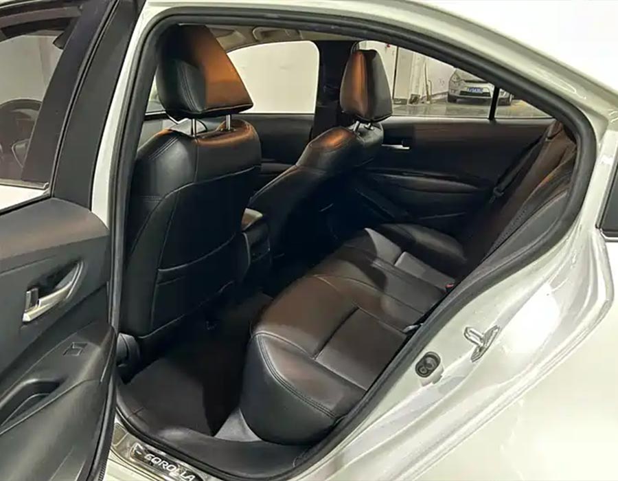 Corolla 2021 1,2T S-CVT édition Pioneer (34201 km)
