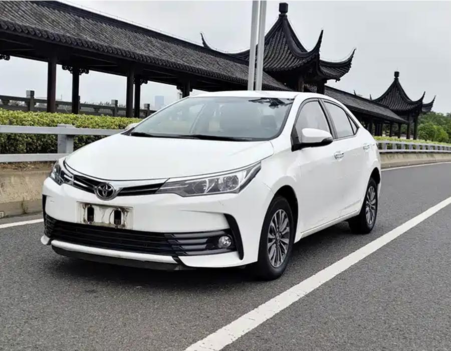 Corolla 2017 Facelift 1,2T S-CVT GL (25200 km)