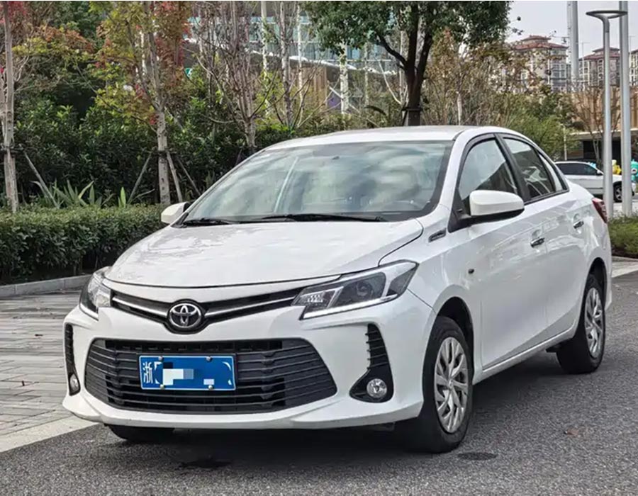 Vios 2021 1,5 L CVT édition Pioneer (50 000 km)