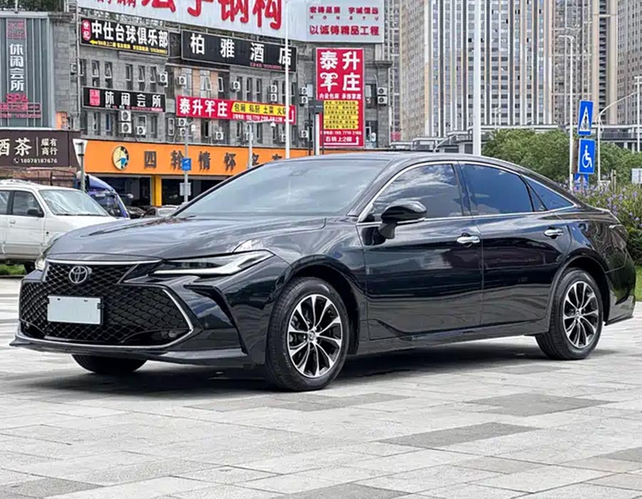 Avalon 2023 2,5 L Édition de luxe (8 000 km)