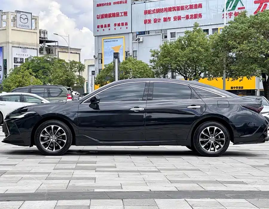 Avalon 2023 2,5 L Édition de luxe (8 000 km)