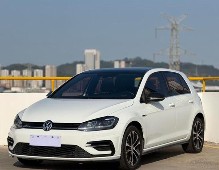 Volkswagen Golf 2018 280TSI automatique R-Line blanche (69144 km)