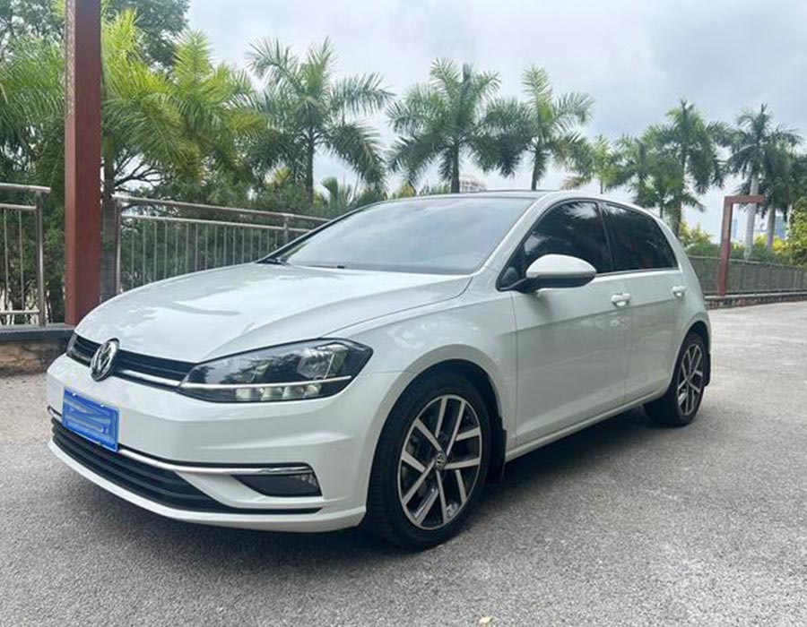 Volkswagen Golf 2020 Beloved Edition 280TSI DSG Luxury White (91301 km)