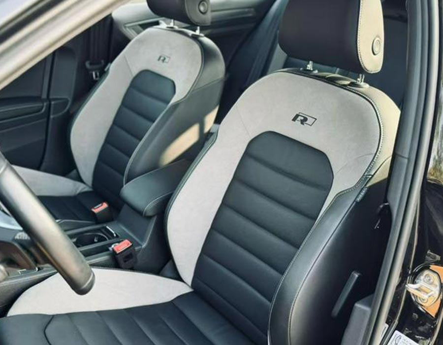 Volkswagen Golf 2020 280TSI DSG R-Line noire (18243 km)