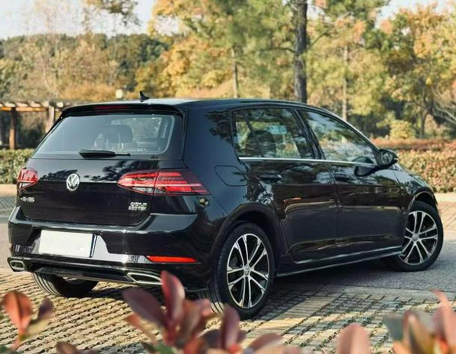 Volkswagen Golf 2020 280TSI DSG R-Line noire (18243 km)