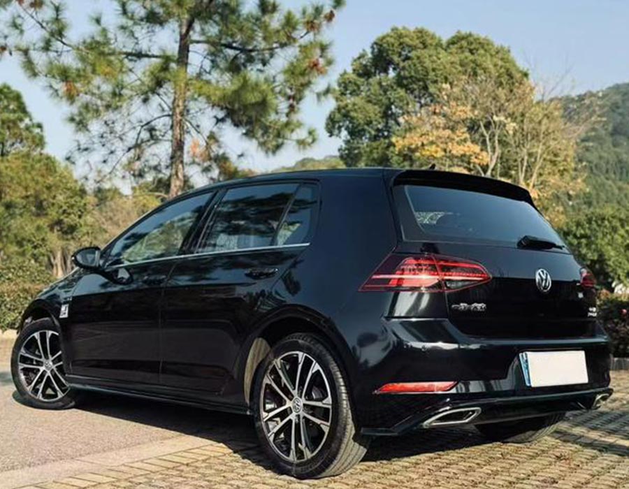 Volkswagen Golf 2020 280TSI DSG R-Line noire (18243 km)