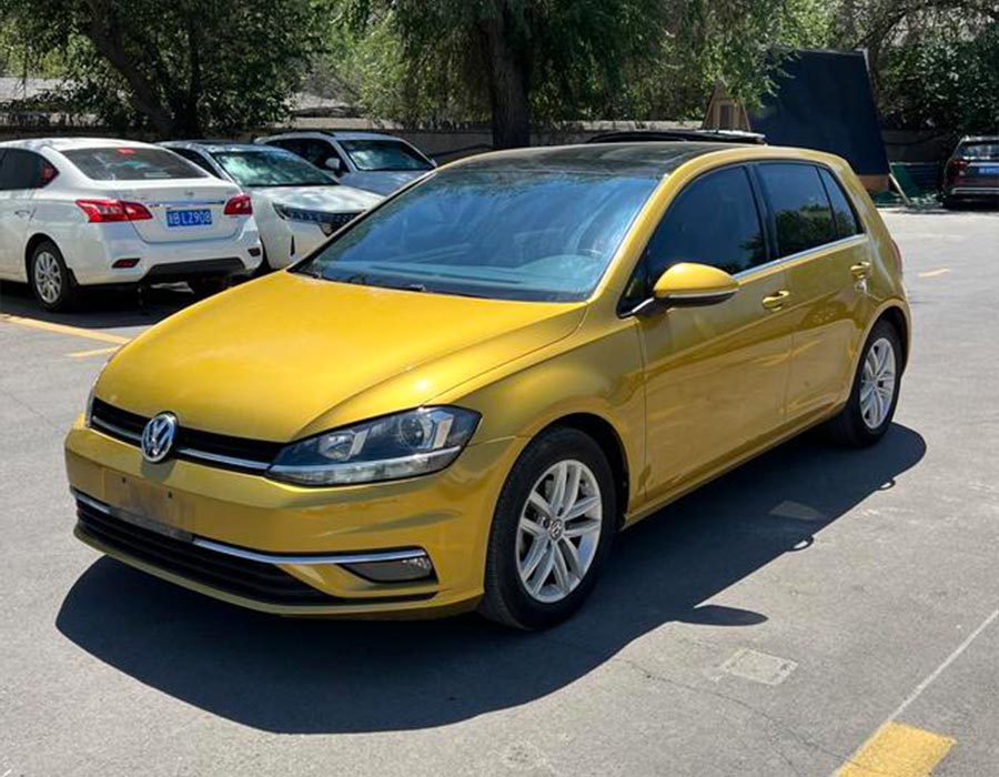 Volkswagen Golf 2018 230TSI Automatic Comfort Edition Gold (71214 km)