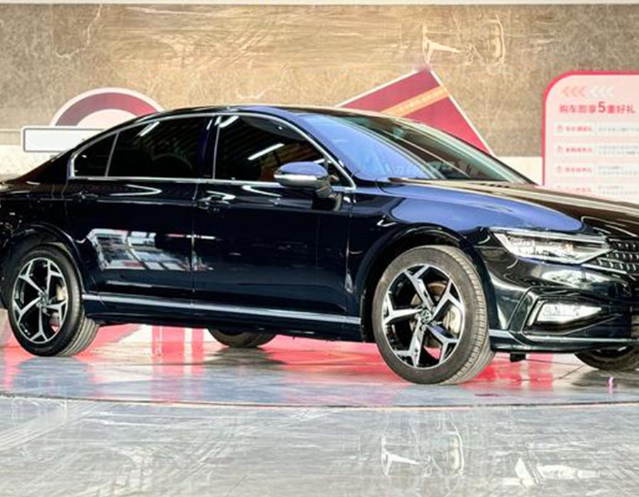 Magotan 2023, 2 millionième unité, édition commémorative, 280TSI DSG Leading Trim (38311 km)