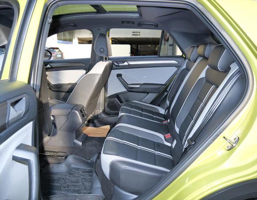 T-Roc 2023 300TSI DSG Édition Starlight (13164 km)