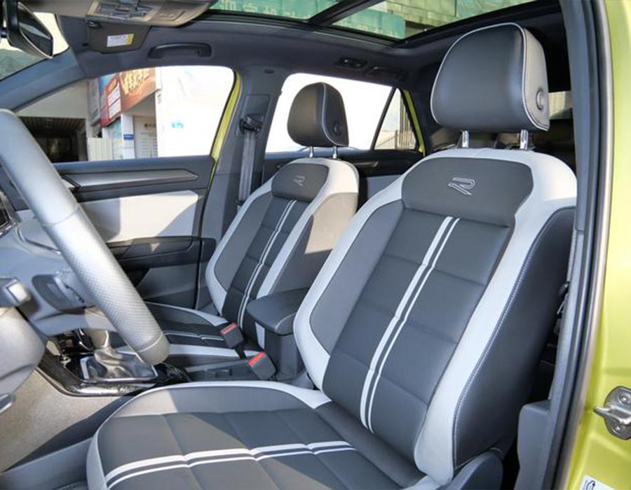 T-Roc 2023 300TSI DSG Édition Starlight (13164 km)
